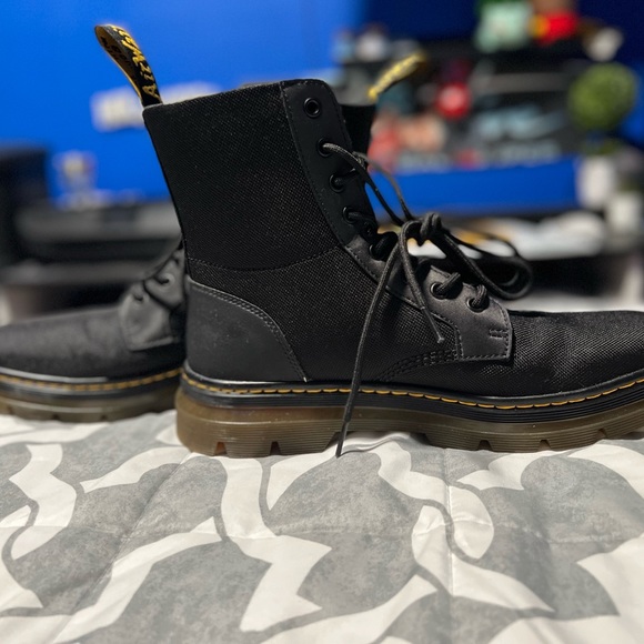 Dr Martins Combat like new - Picture 3 of 5